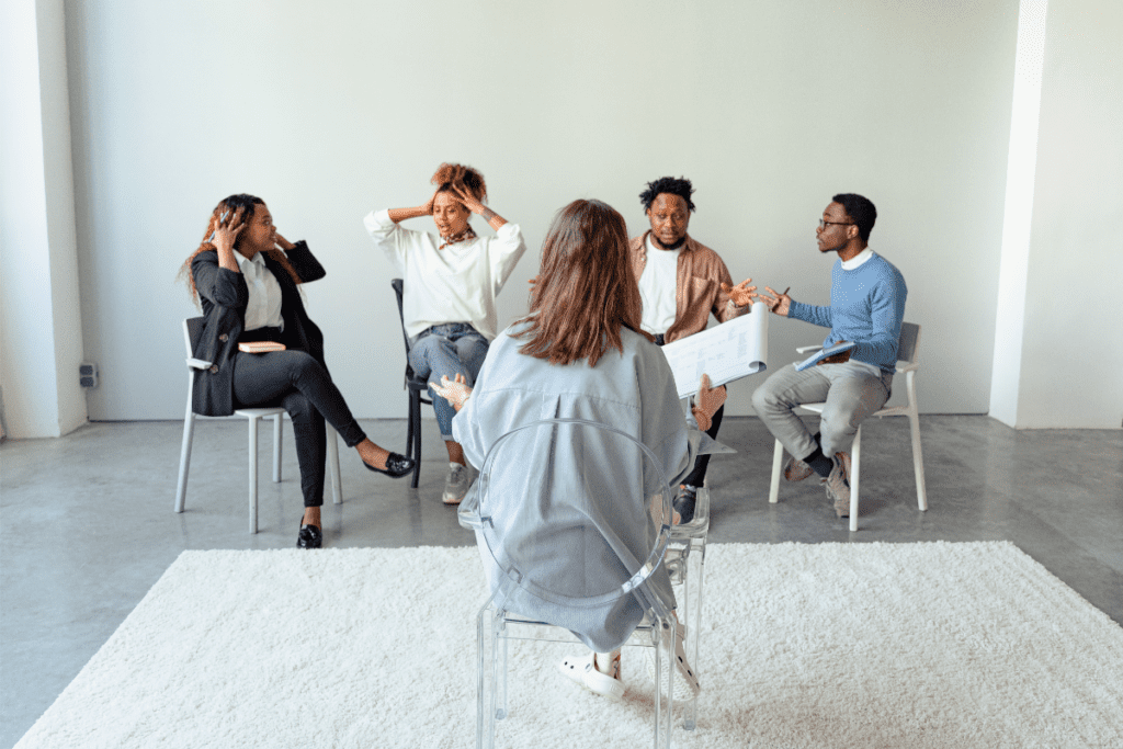 Psychologist Counselling A Patient Group In Canada For Psychologist’s Salary In Canada