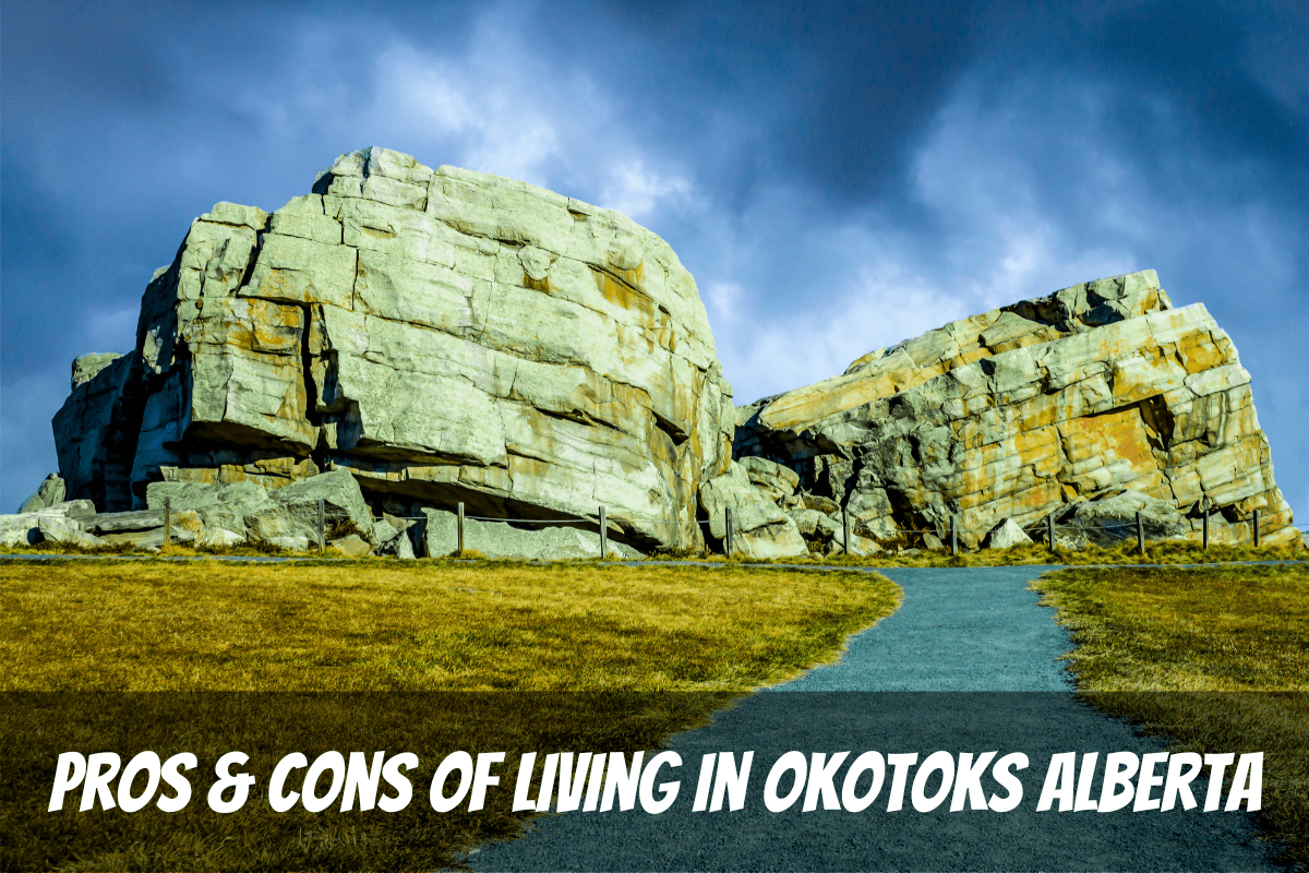 Big Rock, también conocido como errático en un día soleado, es un profesional de vivir en Okotoks, Alberta, Canadá
